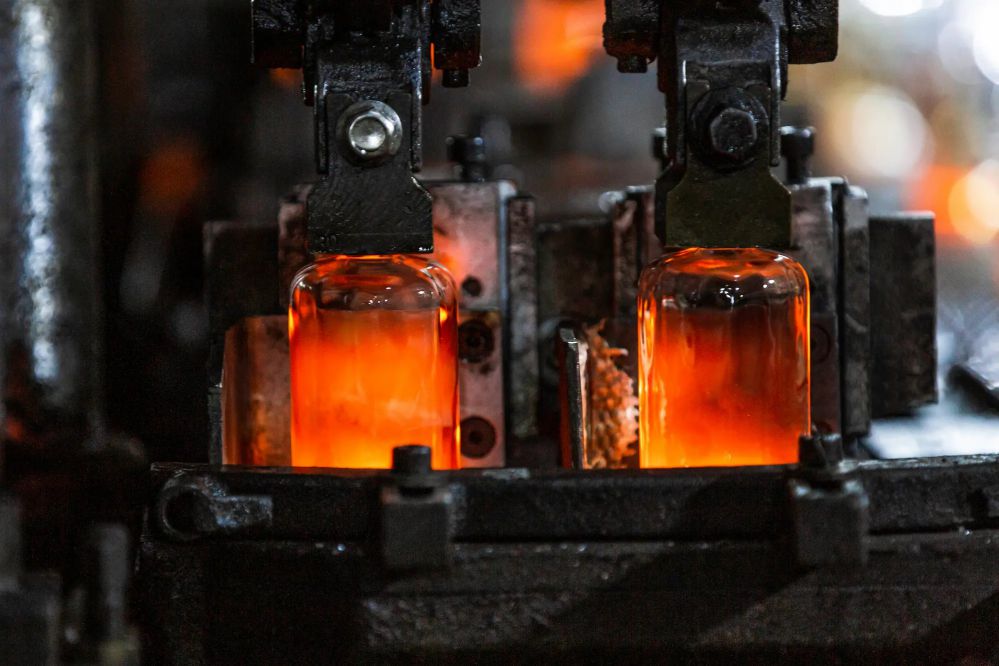 12 Top Brandy Bottle Manufacturers 3 glass bottle factory