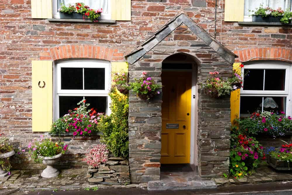 Country Chic: Designing Your Ideal Rural Home