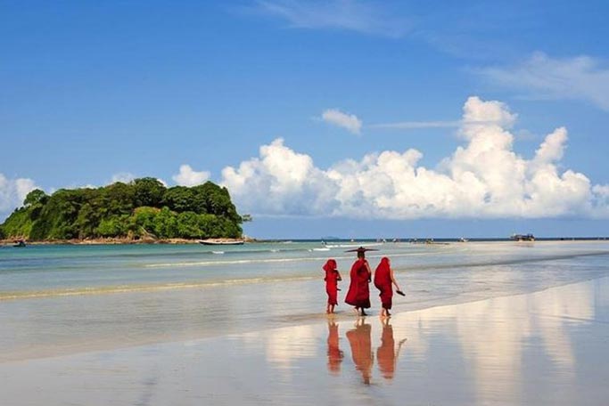 ngwe-saung-myanmar