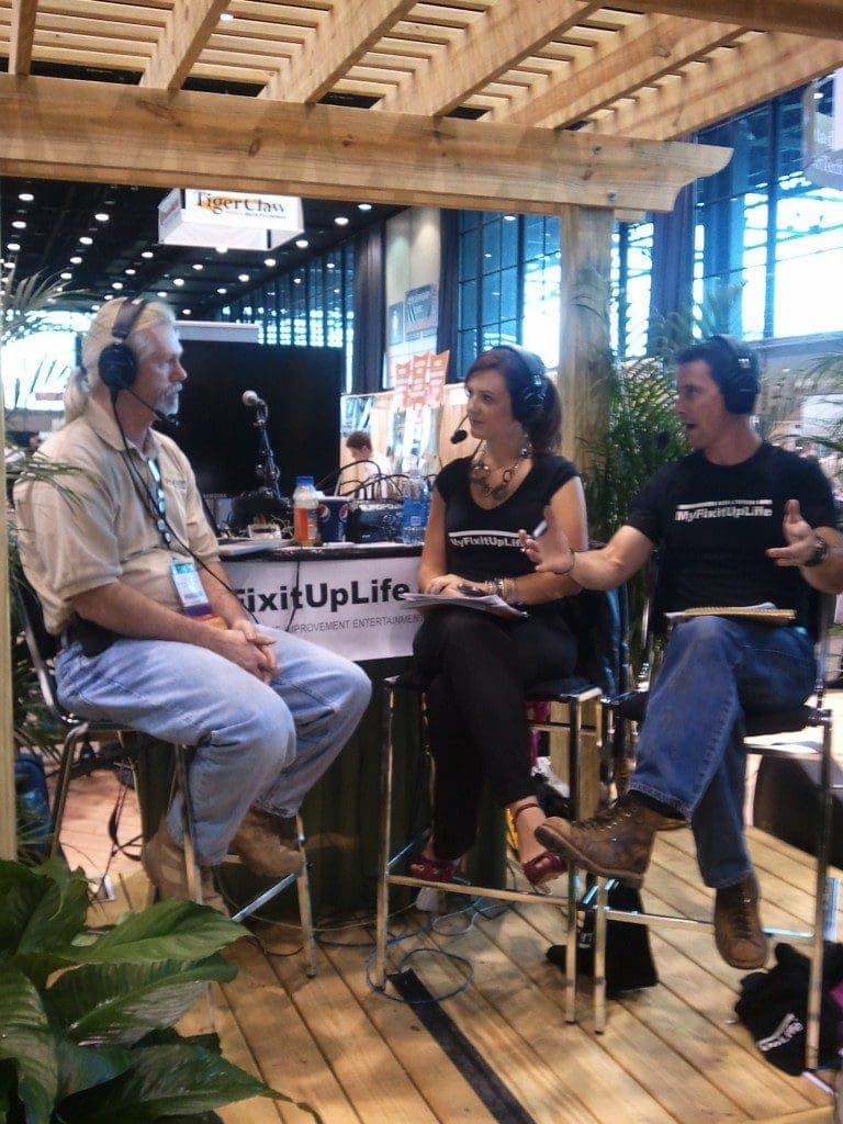 Bobby Parks talks w Mark Theresa at Deck Expo 2011 MyFixitUpLife