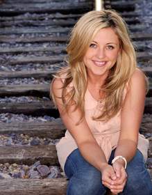 Kelly Edwards Kelly Edwards talks Thanksgiving decorating ideas MyFixitUpLife MyFixitUpLife Kelly Edwards Thanksgiving Decorating Ideas