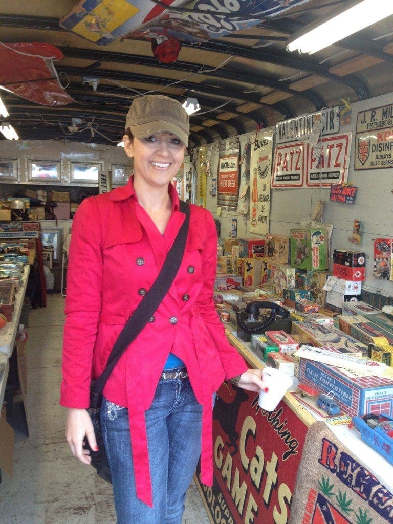 Theresa at Brimfield antique show My first time at the Brimfield antique show MyFixitUpLife MyFixitUpLife Theresa at Brimfield antique show