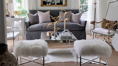 3 2016 Hoss Leigh Ann Allaire Perrault Mixing Metals in Your Home Design MyFixitUpLife MyFixitUpLife Living room with personality Mixing metals can be lush and luxe Spotted from Leigh Ann Allaire Perrault