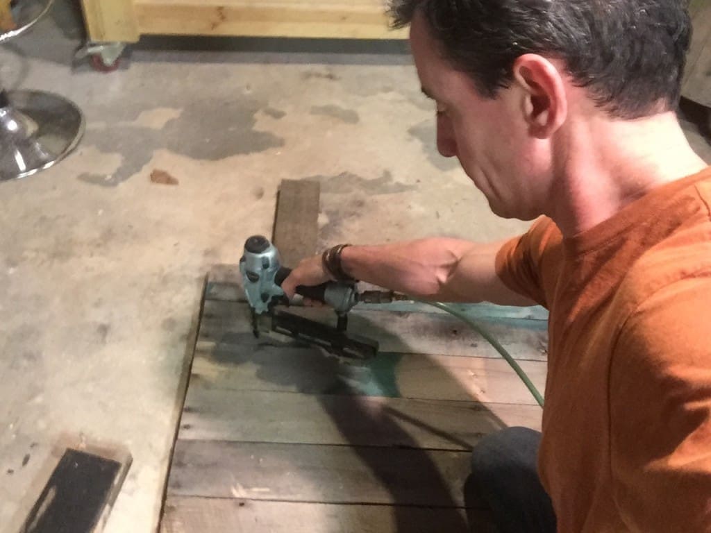 MyFixitUpLife DIY Tools Hitachi Stapler55 Best Narrow Crown Stapler is the Metabo HPT MyFixitUpLife tools and how to