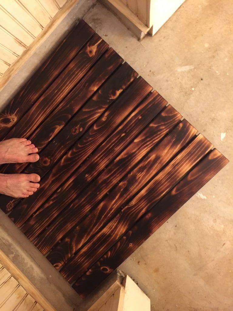 MyFixitUpLife DIY Shower Mat Bernzomatic 4628 How to make a burnt wood bath mat MyFixitUpLife MyFixitUpLife man cave