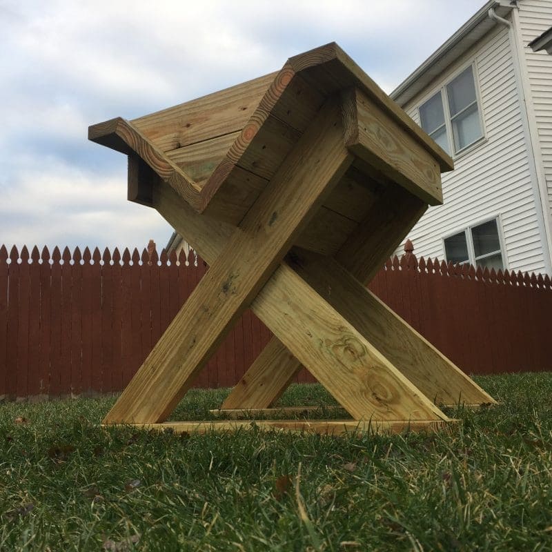 MyFixitUpLife DIY Woodworking Projects Planter Deck Cooler 6702 Workbench woodworking projects The cooler cooler AKA garden planter MyFixitUpLife MyFixitUpLife woodworking projects