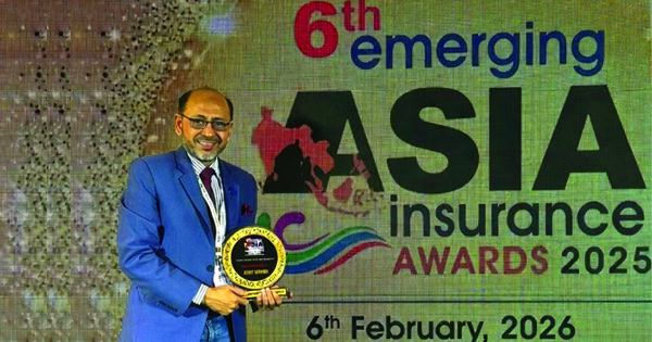 কর্ণফুলী ইন্স্যুরেন্সের ‘বেস্ট রিইন্স্যুরেন্স’ পুরস্কার অর্জন