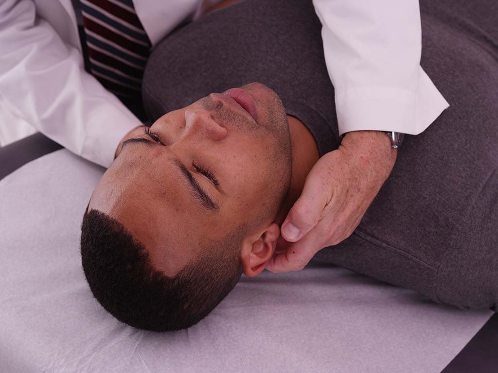 Migraine relief chiropractor