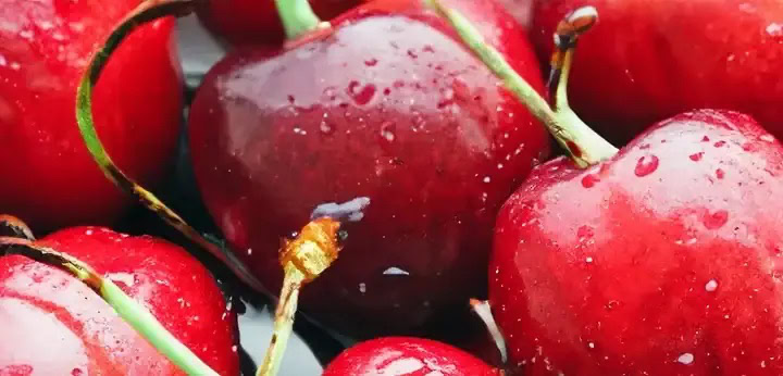 Cherry – heart note in Coach Cherry Parfum