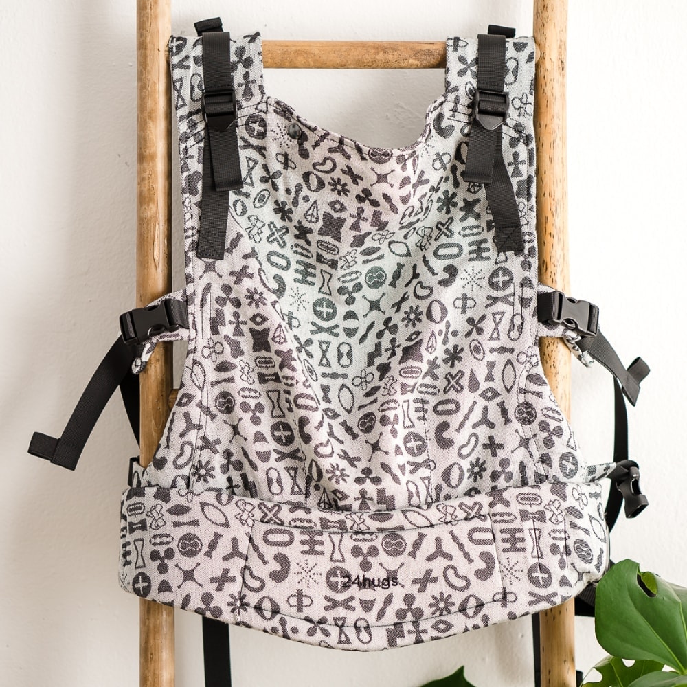 Nosidełka 24hugs Globalove Karim Rashid Icons