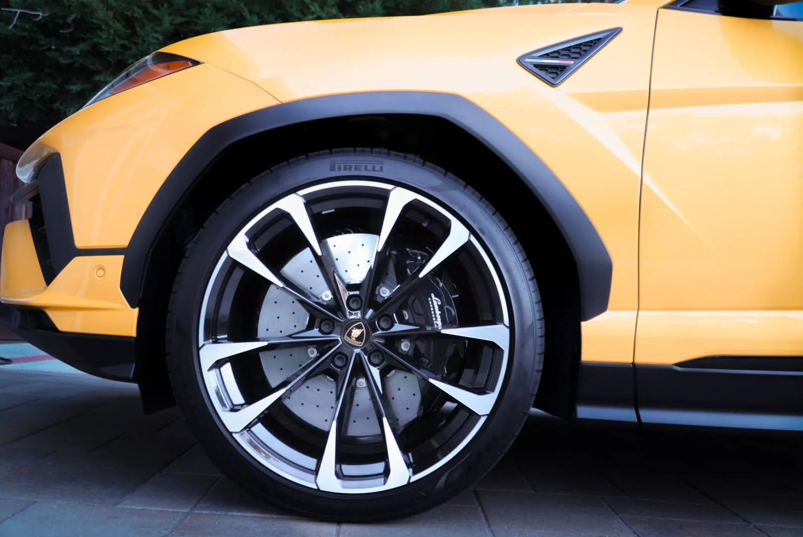 urus1