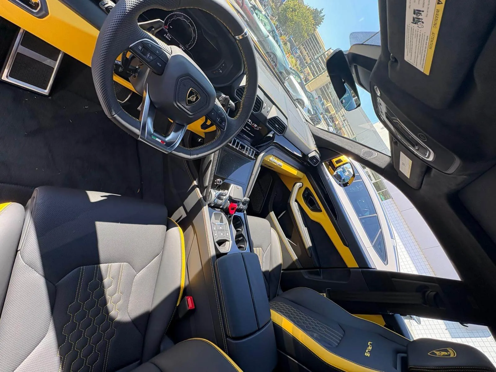 urus5