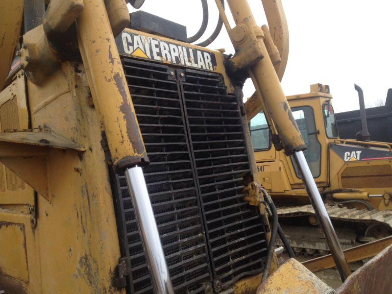 بلدوزر CATERPILLAR D7R