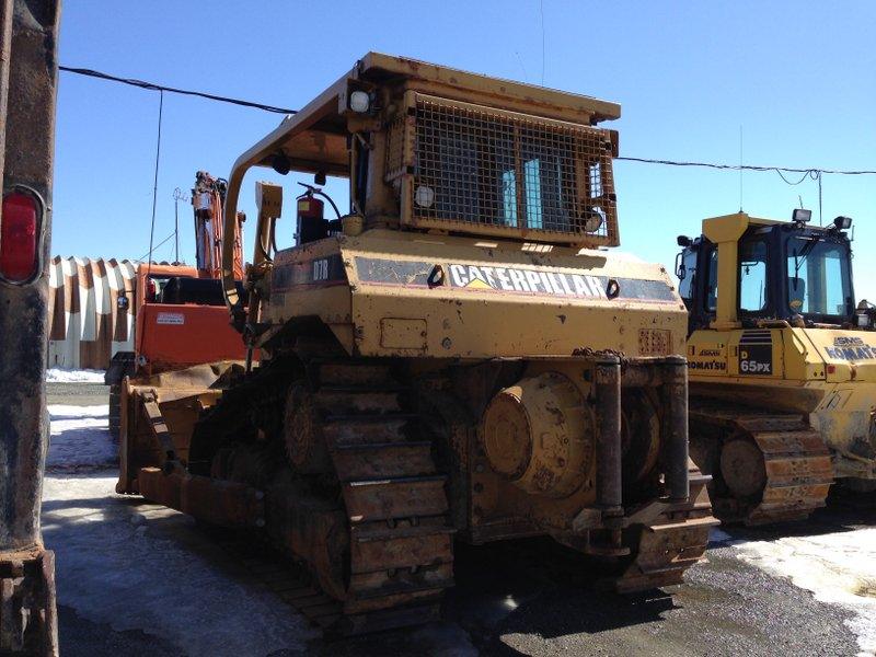 بلدوزر CATERPILLAR D7R