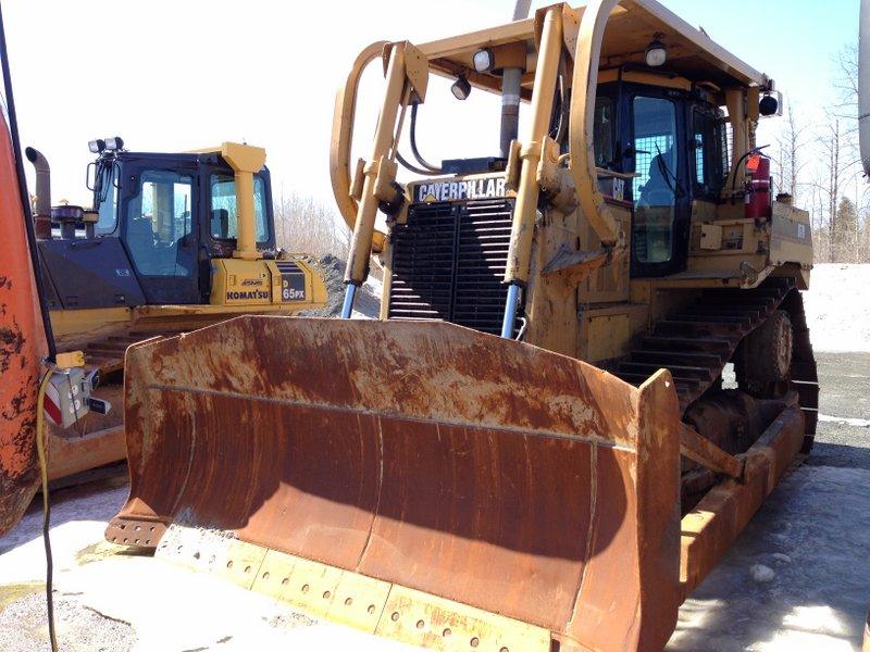 بلدوزر CATERPILLAR D7R