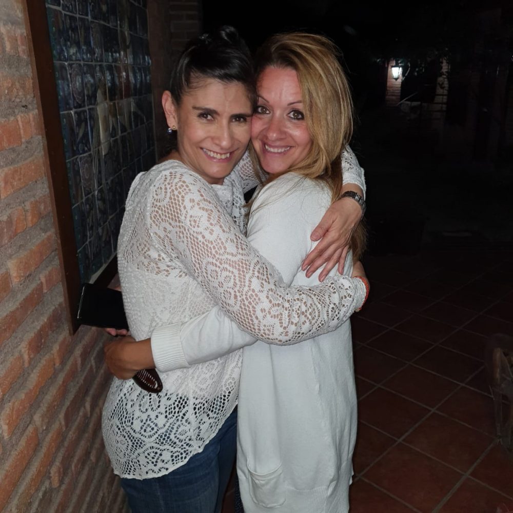 Con Amanda Gomez despedida del retiro de un mes de oración