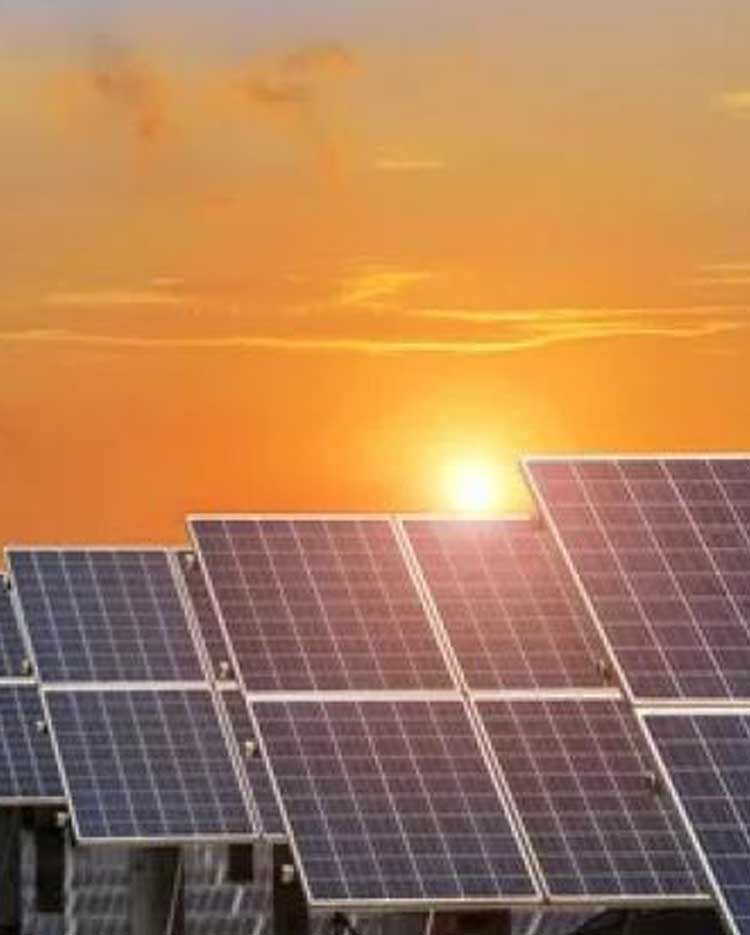 ENERGIA SOLAR EM ALTA: TENDÊNCIAS PARA 2025
