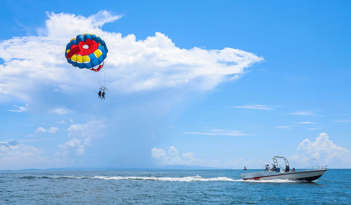 parachute-water-sport-2025-01-27-11-13-05-utc