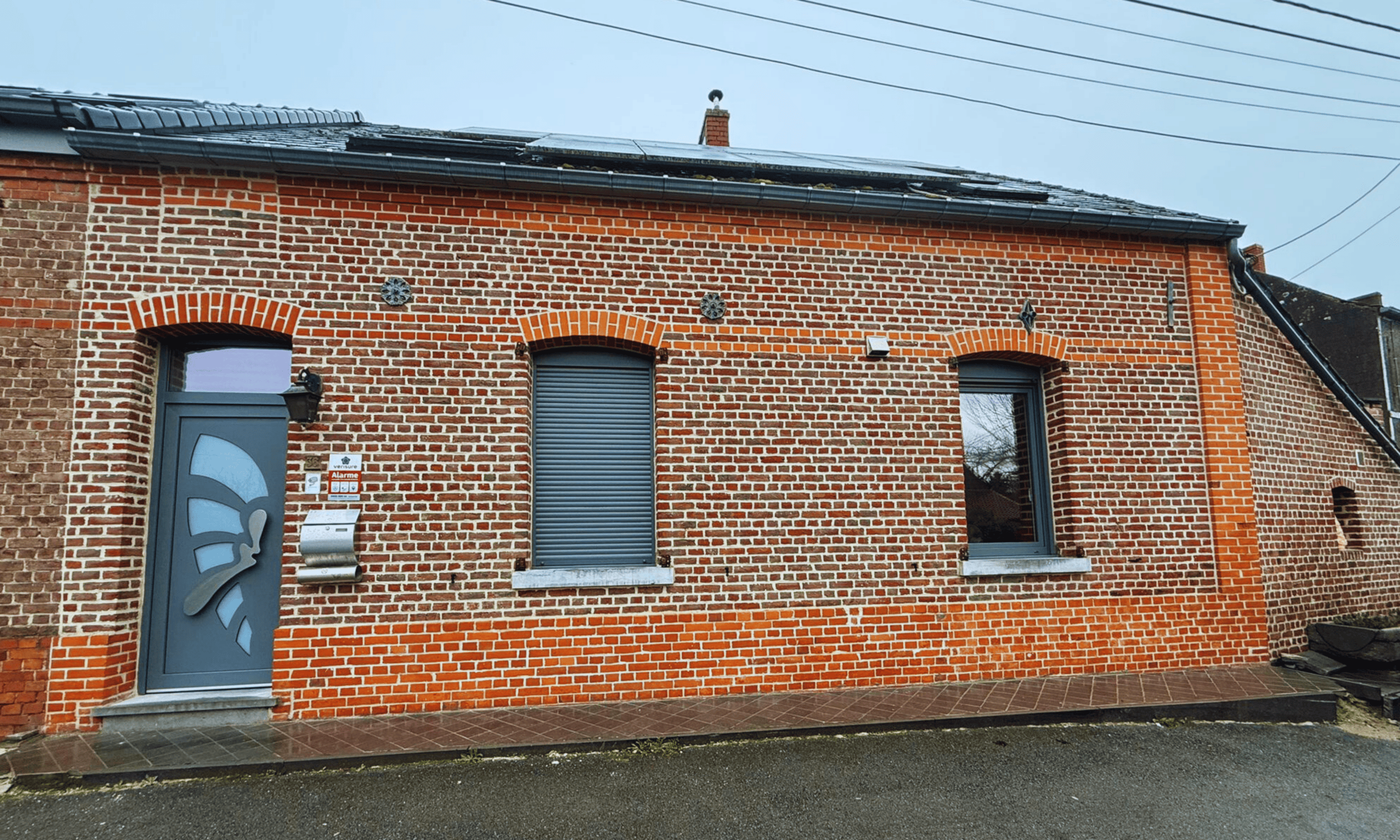 Comment améliorer l’isolation acoustique de son logement grâce aux châssis
