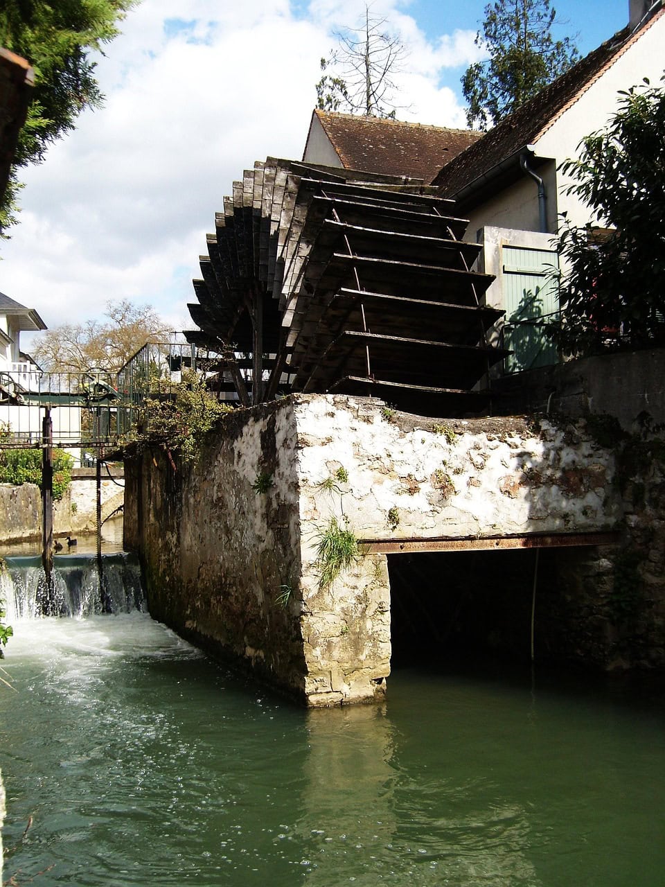 Nemours et les bords du Loing — rencontres sérieuses en Seine-et-Marne