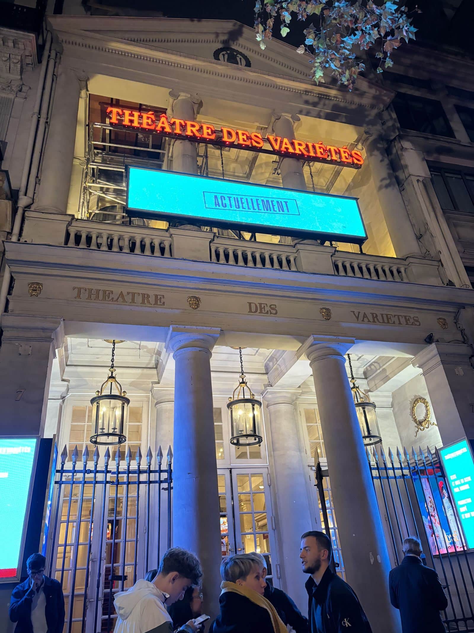 Théâtre des Variétés Paris de nuit, sortie spectacle pour un rendez-vous original
