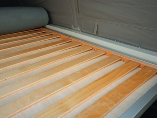 Matratze und Lattenrost SCA 194 Aufstelldach Bett