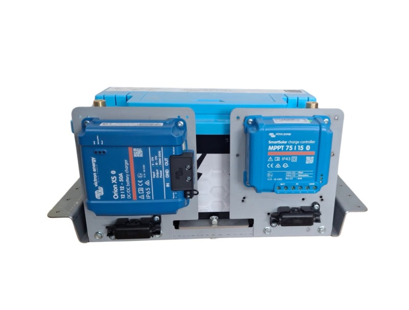 Ford Transit Custom VW New Transporter Zweitbatteriehalter Halter für Batterie in Sitzkonsole vom Fahrer oder Beifahrer mit Ladebooster und Solarregler