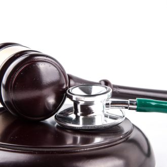 avocat malpraxis, daune, asigurari