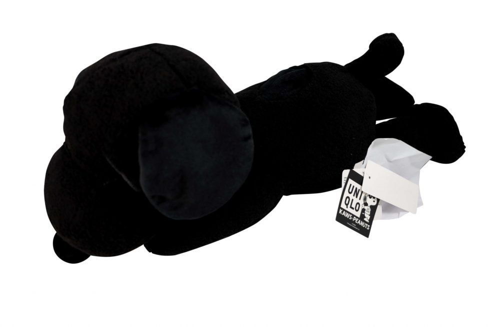 KAWS Peanuts Snoopy Plush Black – Baer & Bosch Toy Auctions