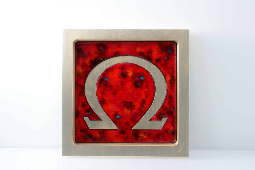 Omega Red Ceramic Ashtray Rare – Baer & Bosch Watch Auctions