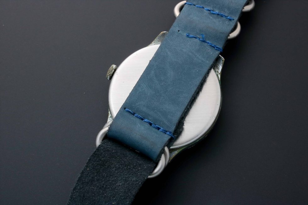 HB31-033 – Vintage Tavannes Watch Oversized With Sector Dial – Baer & Bosch Auctions