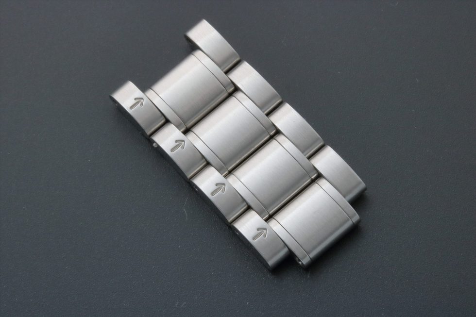 11997 Omega Speedmaster Bracelet Watch Links 1563/850 Parts – Baer & Bosch