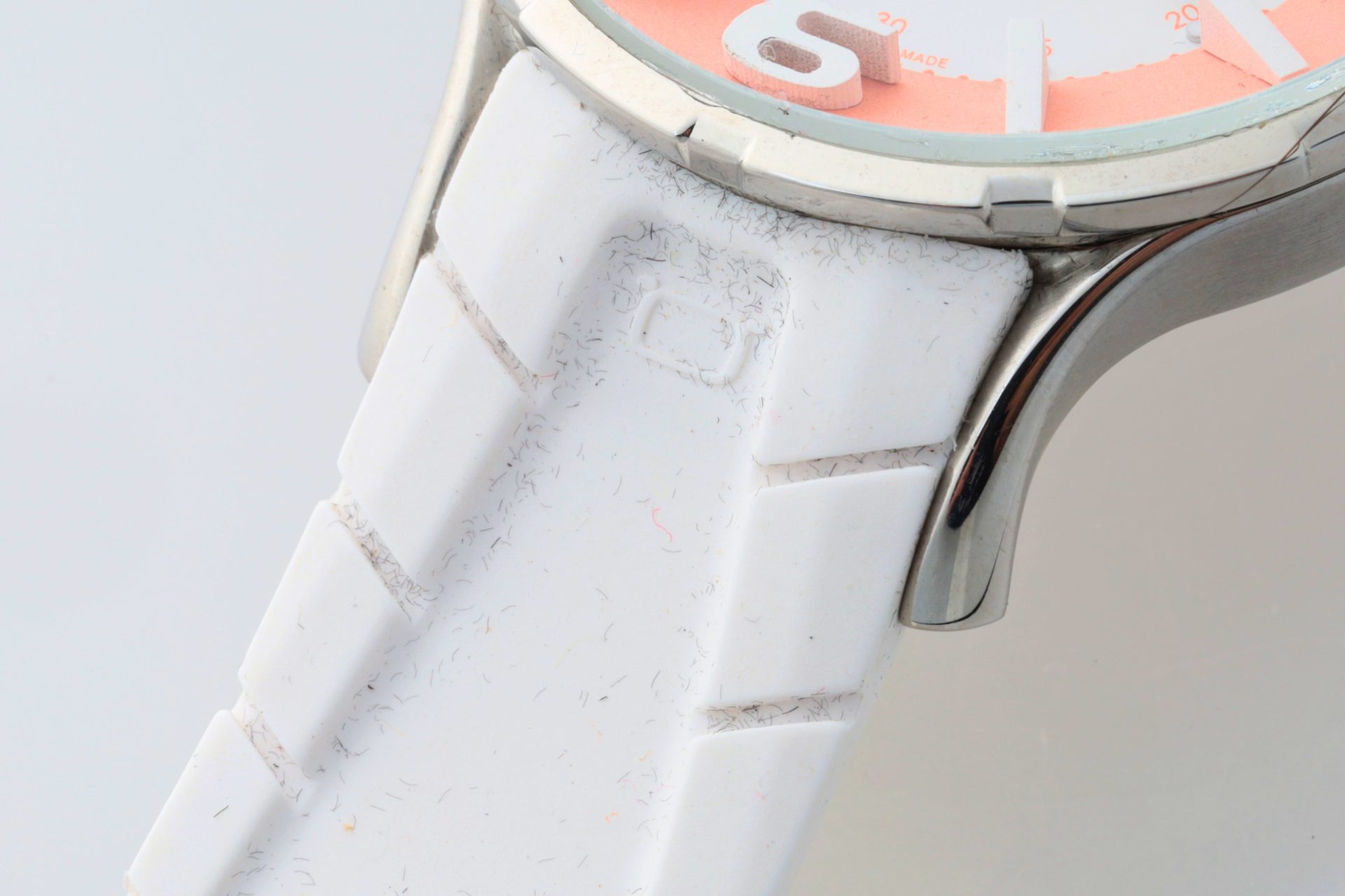 HB31-043 – NOA Swiss Made Watch White Salmon Dial Rubber Strap – Baer & Bosch Auctions