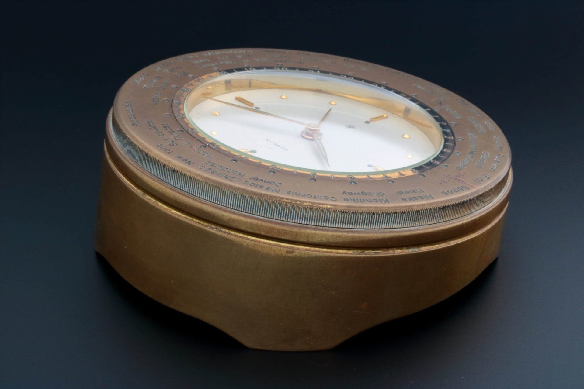 3141-Gubelin-World-Time-Alarm-Desk-Clock2-1.jpg