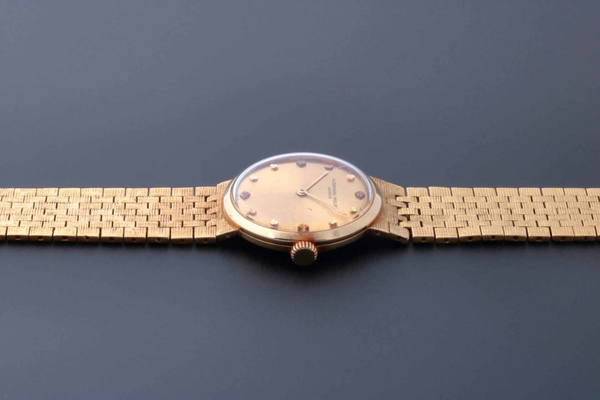 3168-Audemars-Piguet-Cocktail-Watch-18k-Yellow-Gold2-1.jpg