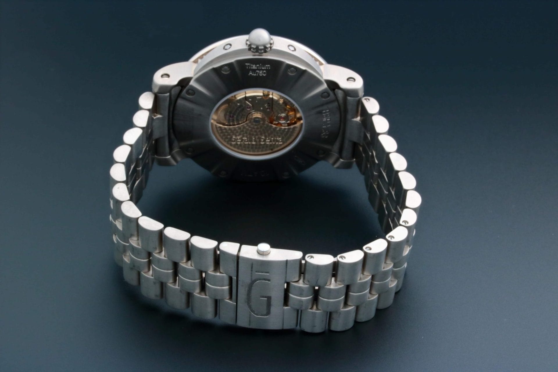 3647-Gerald-Genta-Biretro-Sport-Watch-BSP-Y-86-263-B8BDS02_3.jpg