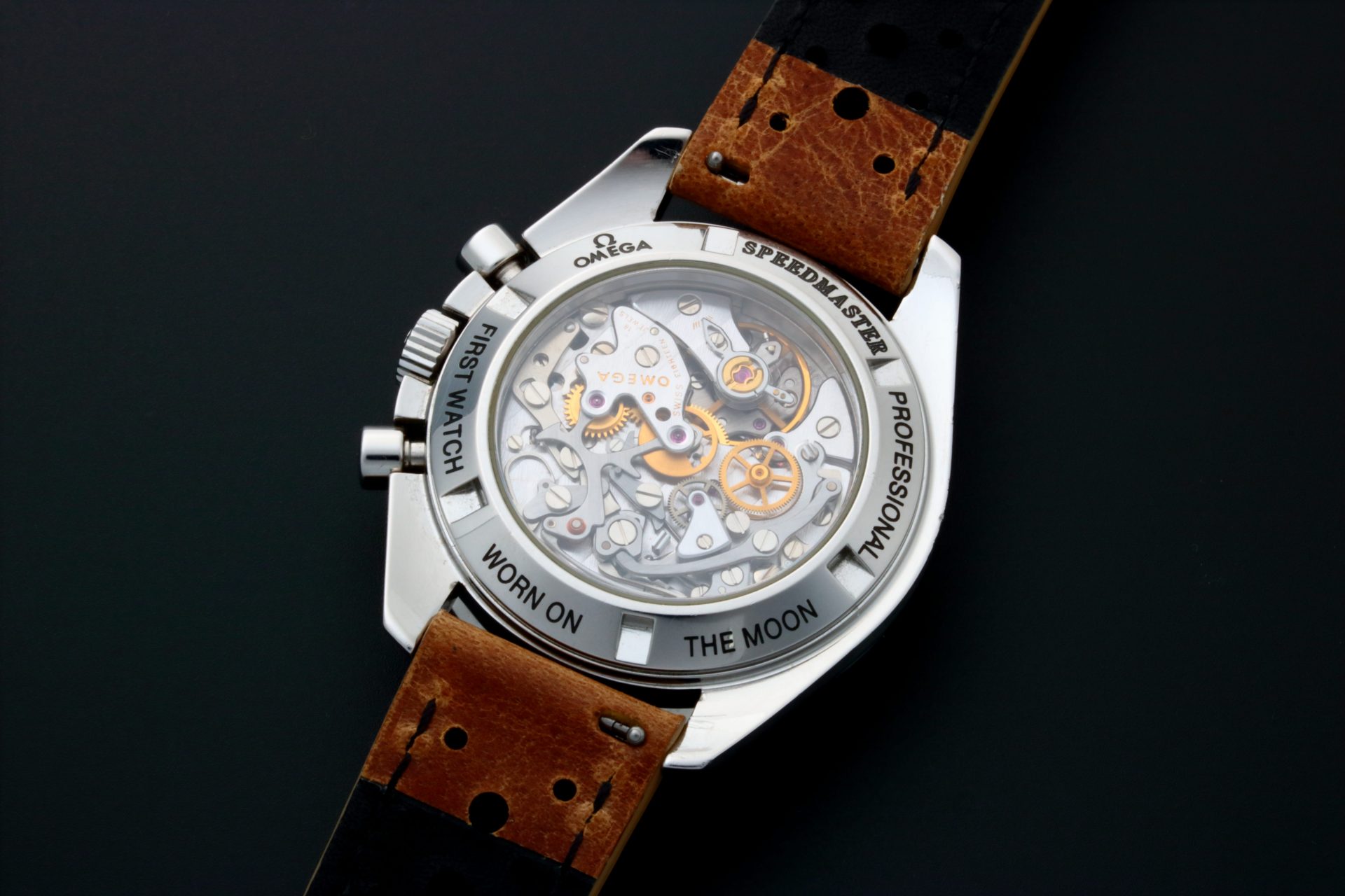 3804-Omega-Speedmaster-Professional-Chronograph-Watch-3572.50_4-1.jpg