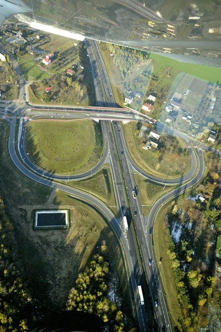 121102.wezel.kom.450x677