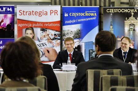 121102.zdj.01.450x299