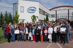 130531.programisci.z.podstawowki.01.250x165