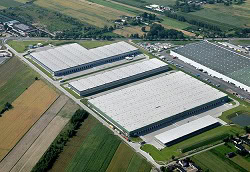 131029.panattoni.01.250x172