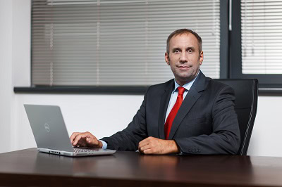 szary.waclaw.01.400x266