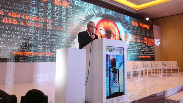 itbank2014.foto.06.600x