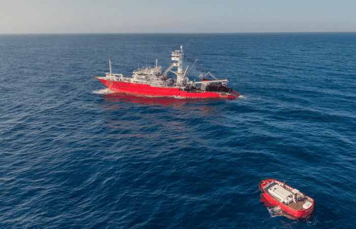 Grabación de barcos con drones en canarias