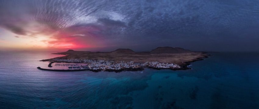 Drones para públicidad aérea con drones en Lanzarote y la Graciosa
