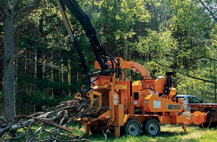 Browse Specs and more for the INTIMIDATOR™ 21XP Towable Hand-Fed Chipper - Bobcat of Atlanta
