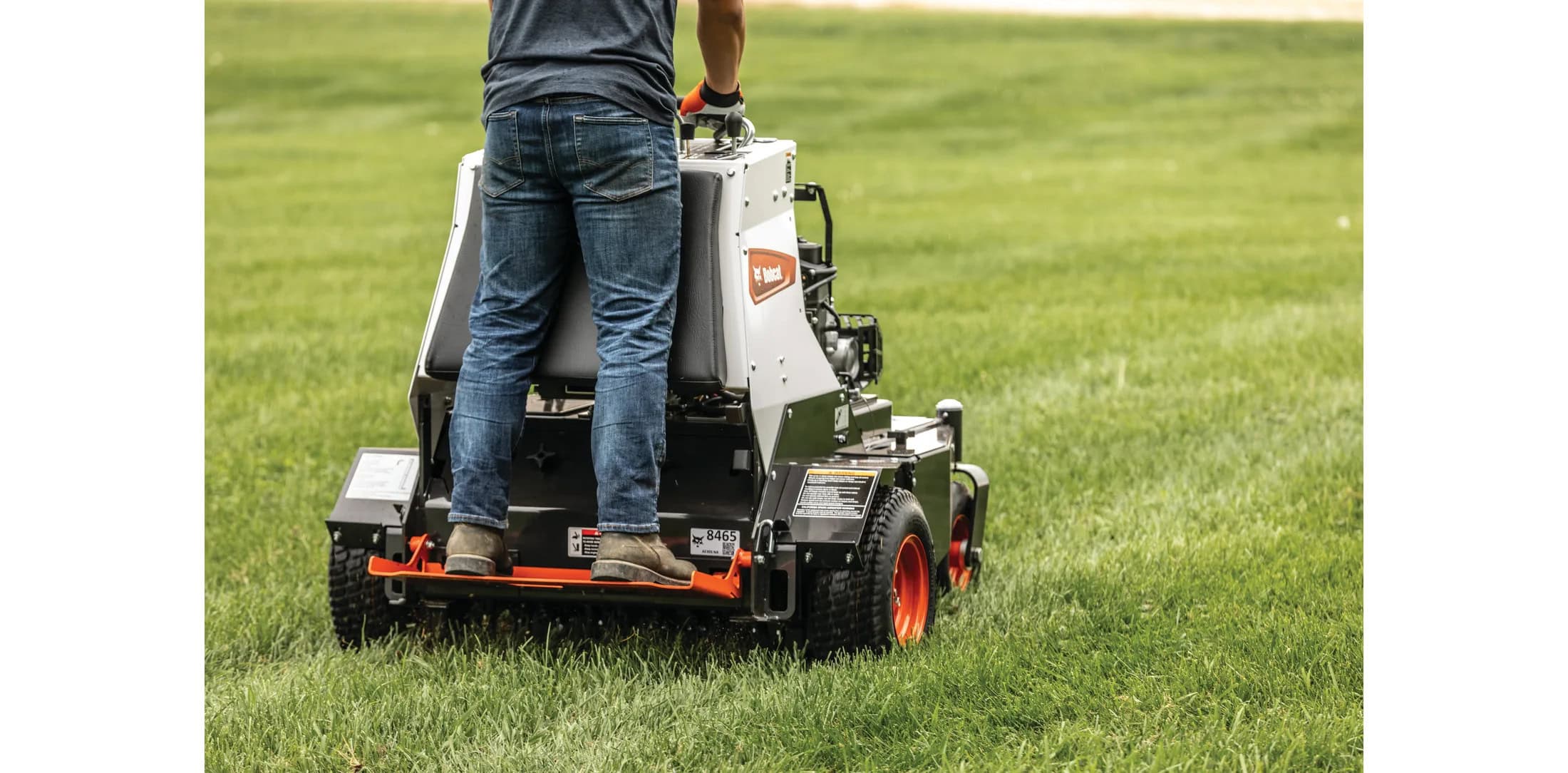 Browse Specs and more for the Bobcat AE30S Stand-On Aerator - Bobcat of Atlanta