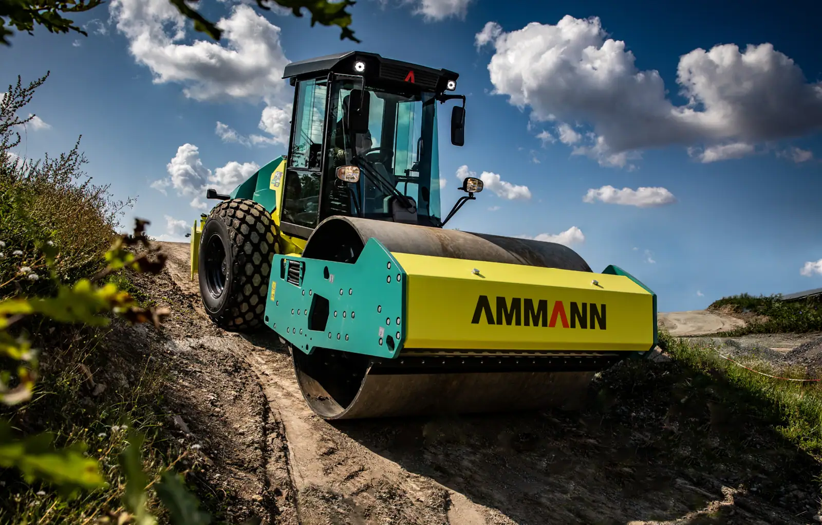 Browse Specs and more for the Ammann ARS 110 Single Drum Rollers - Bobcat of Atlanta