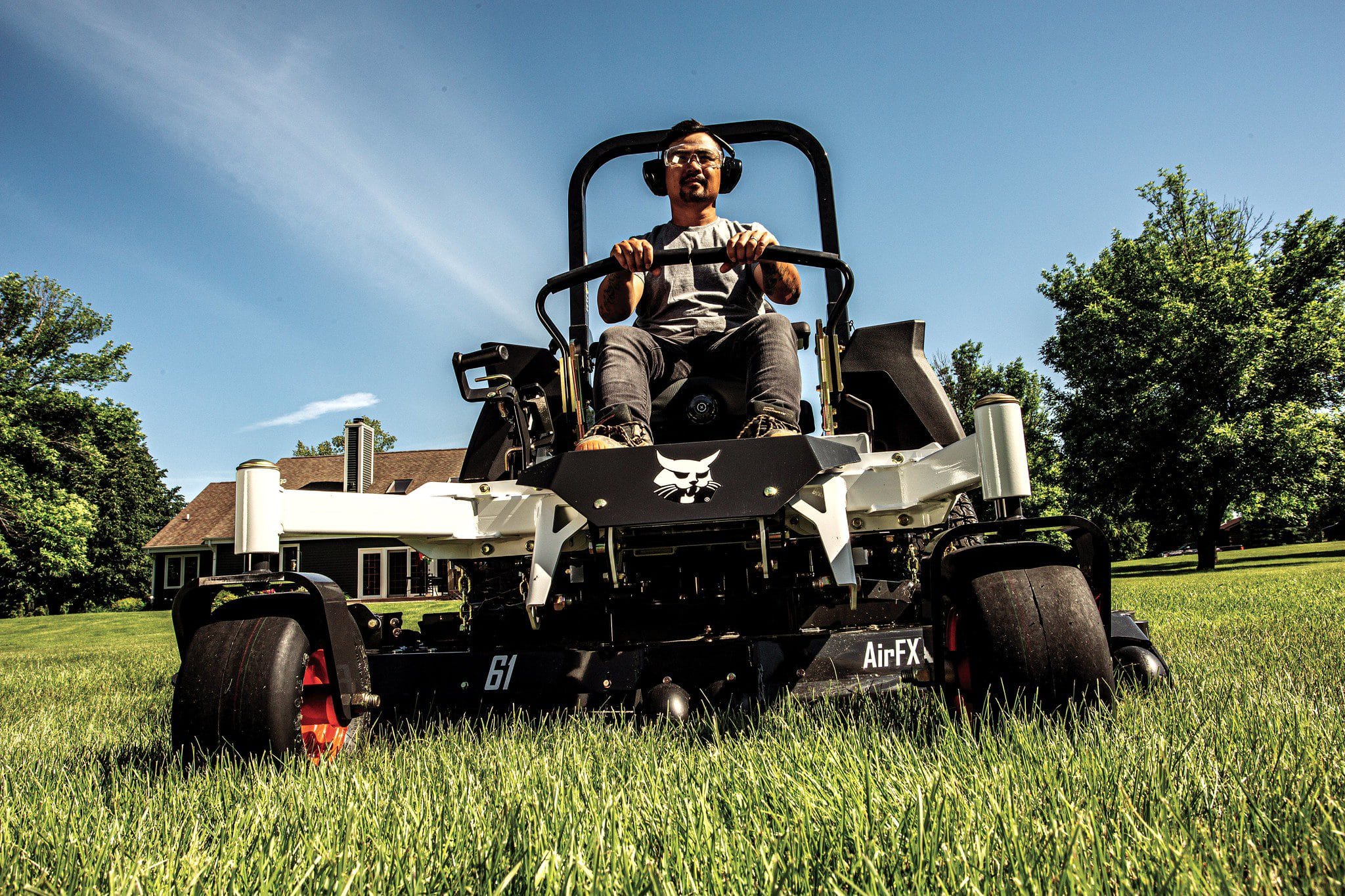 Browse Specs and more for the Bobcat ZT6100 Zero-Turn Mower 61″ - Bobcat of North Texas