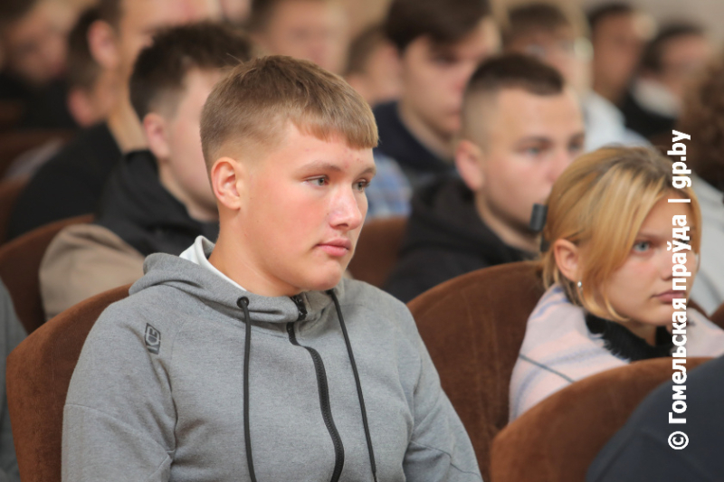 &laquo;Гомельская праўда&raquo; побывала в гостях у будущих аграриев 